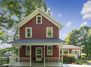 99 Huntingtown Rd, Newtown, CT 06470