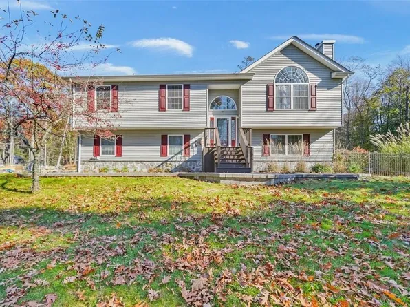 413 Yankee Lake Road, Wurtsboro, NY 12790