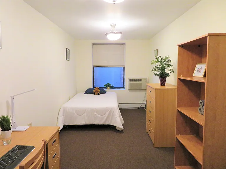 111 S Cayuga St — Photo 34