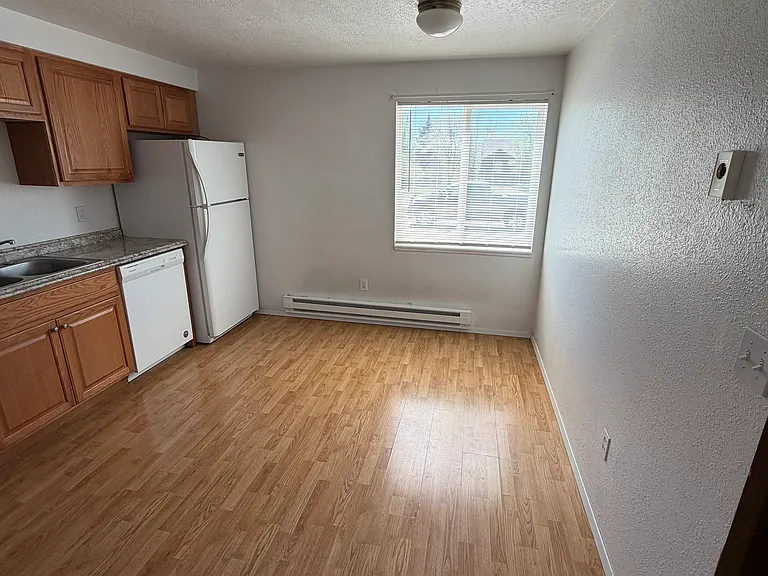 221 S Grant St #1-4 — Photo 4