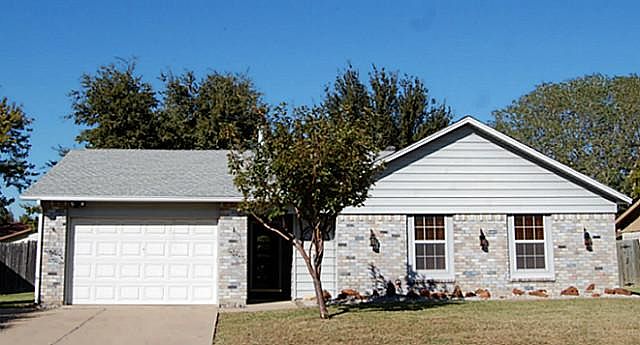 1st image of 6965 Southampton Dr