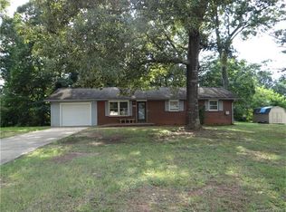 2205 23rd Street Pl NE LOT 3, Hickory, NC 28601