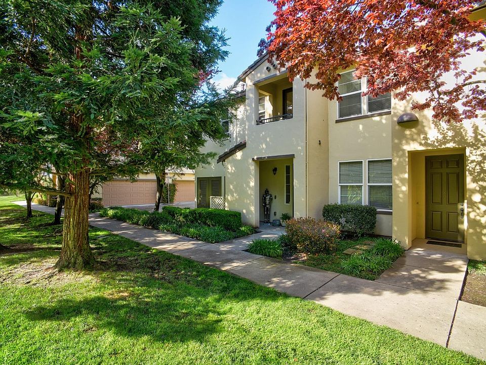 1st image of 421 Anchor Ln APT 206