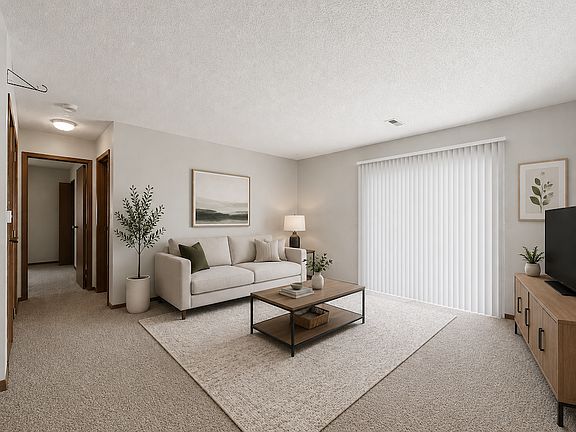 3rd image of 209 S 5th St #8