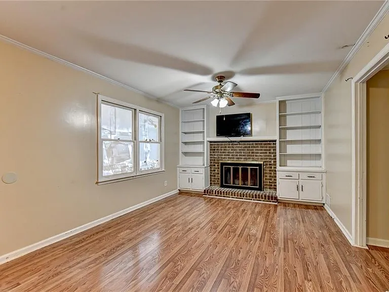268 Allen Ct SW — Photo 22