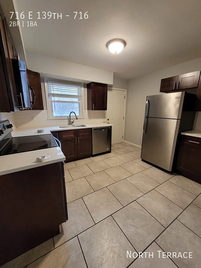 Floor plan 716