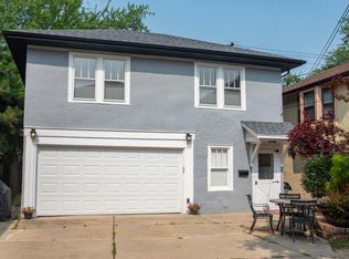 22 N Madison Ave, La Grange, IL 60525
