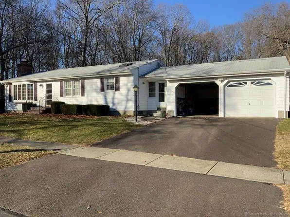 80 Carriage Drive, Stratford, CT 06614