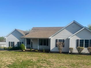 397 Guy Brown Rd, Scottsville, KY 42164