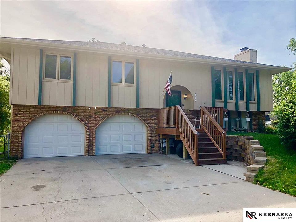 1st image of 800 Cody Cir