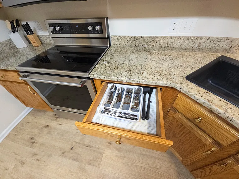 185 Lakewood Dr — Photo 12