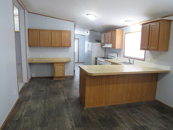 5th image of 1190 Sherman Blvd E #188