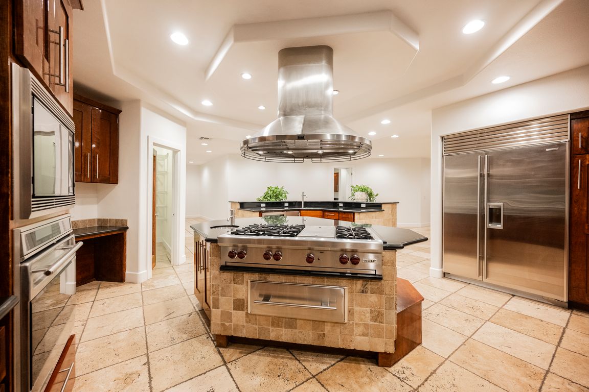 next background image