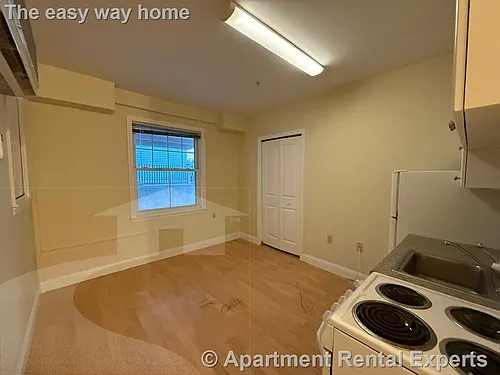 21 Brookline St Photo 1
