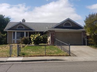 931 Oakbrook Dr, Fairfield, CA 94534
