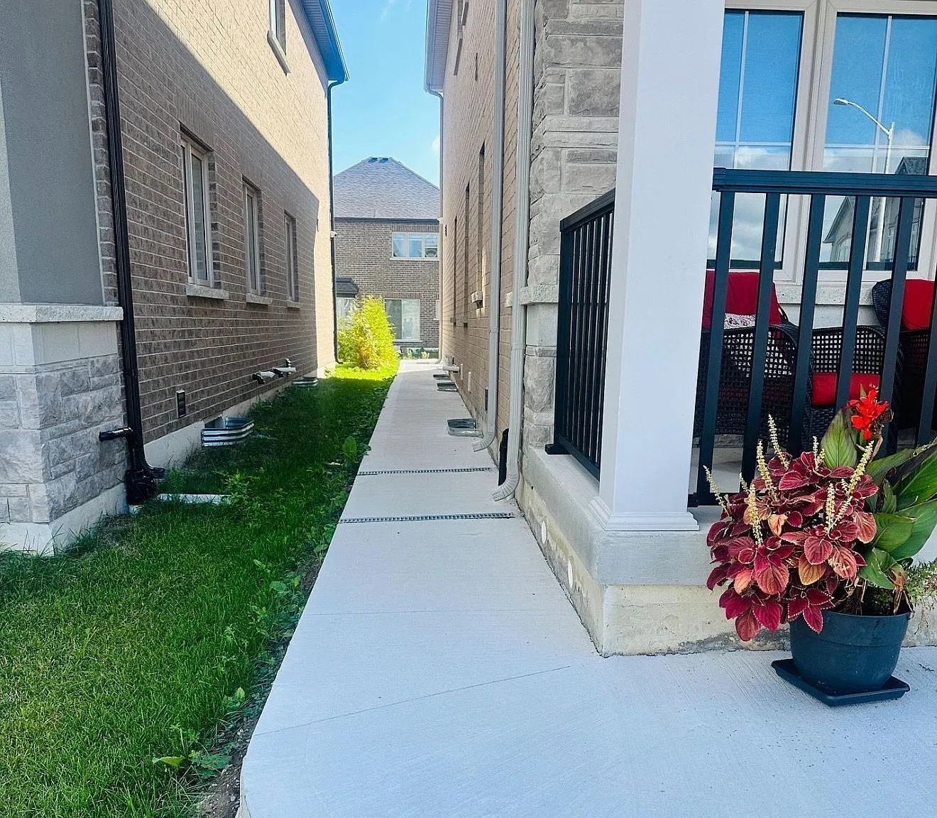 2 bed, $1,800 — Photo 2