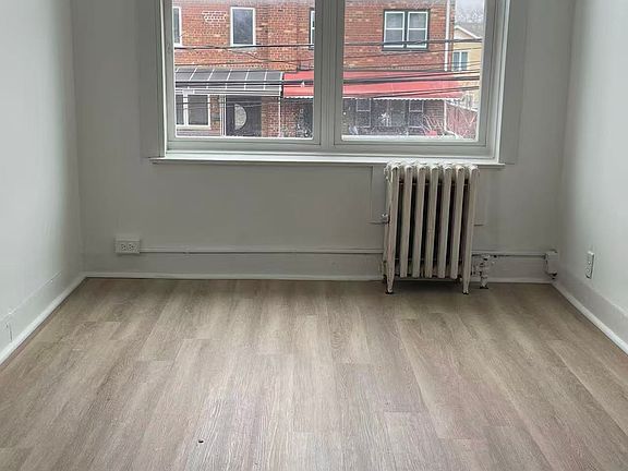 5th image of 2544 E 27th St Floor 2