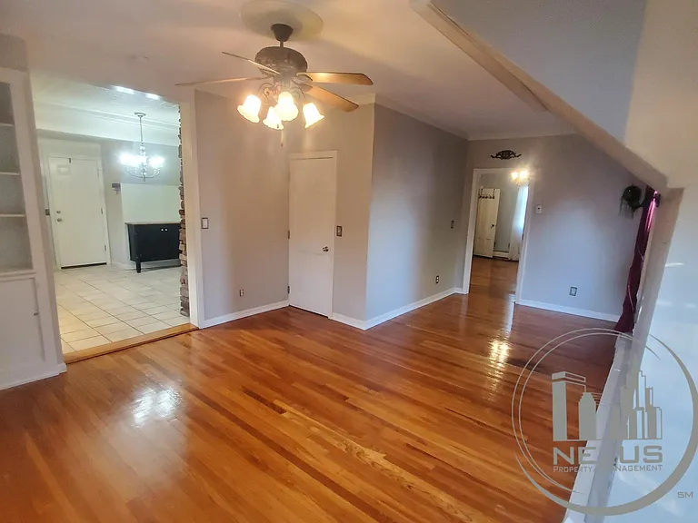 114 Circular St #AP3 — Photo 7