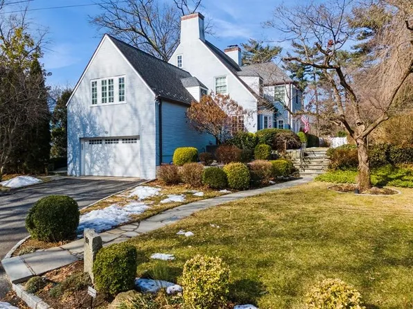97 aka 101 Boulder Trail, Bronxville, NY 10708