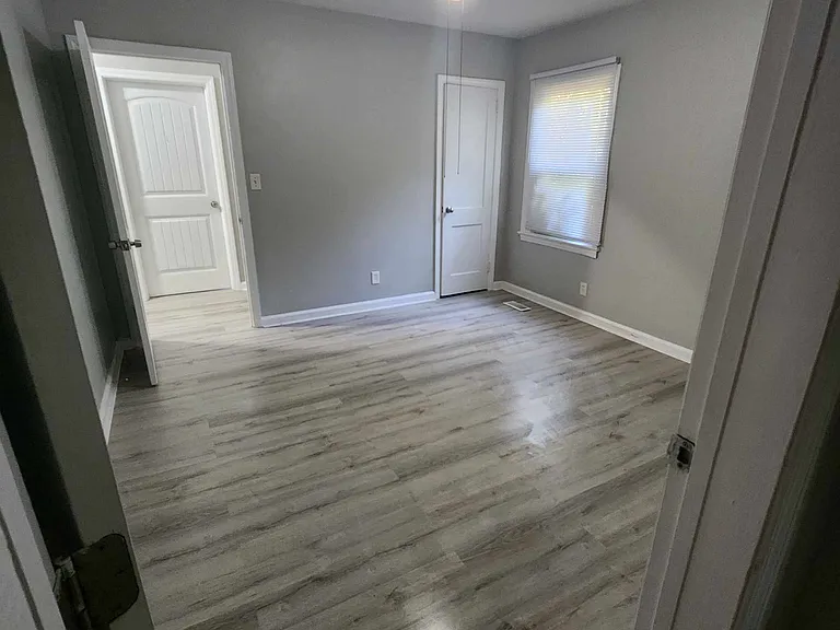 6113 Warner Rd — Photo 8