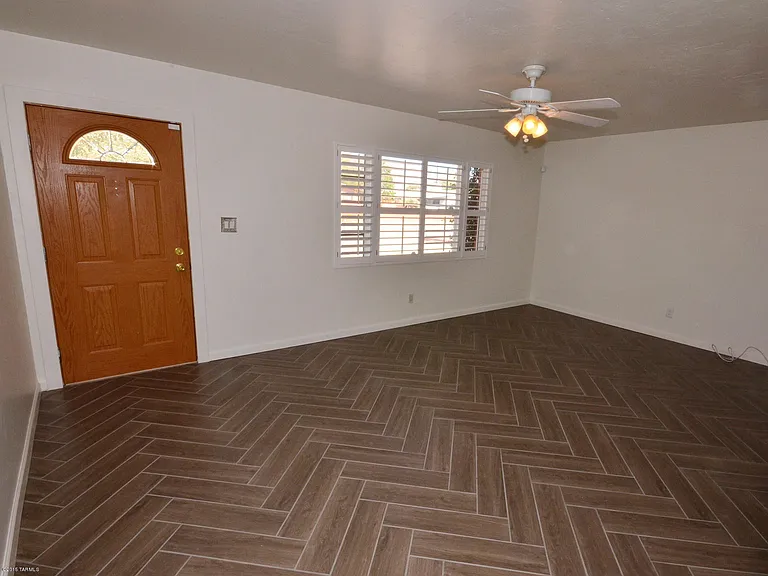 3002 E Copper St — Photo 3