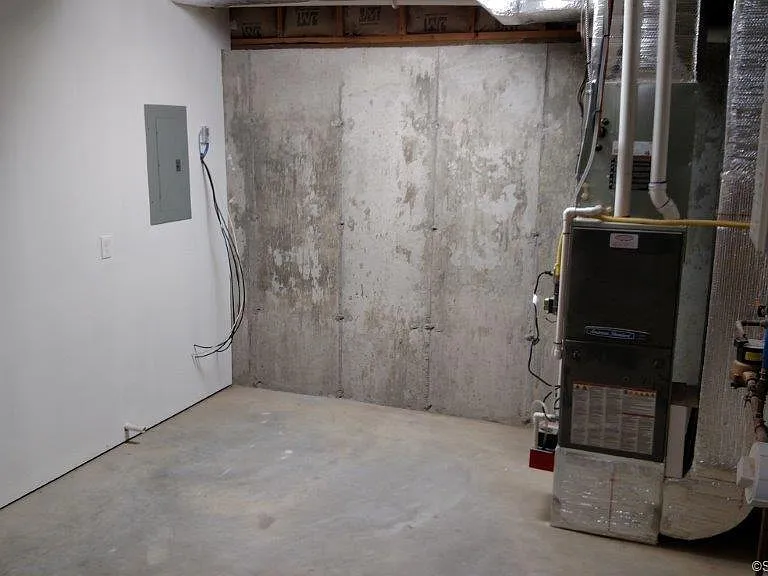 1 Hamilton St #3 — Photo 34