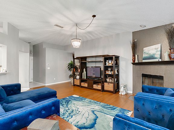 4th image of 3074 Marbon Estates Ln S