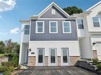 130 River Ridge Dr, Moon/crescent Township, PA, 15108