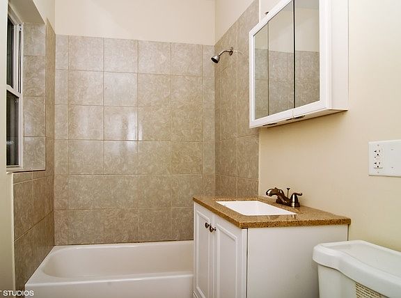 4th image of 804 S 15th Ave APT 3M