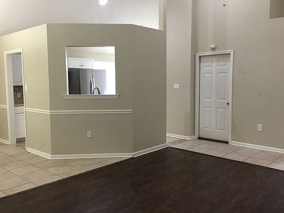 5th image of 162 Park View Rd