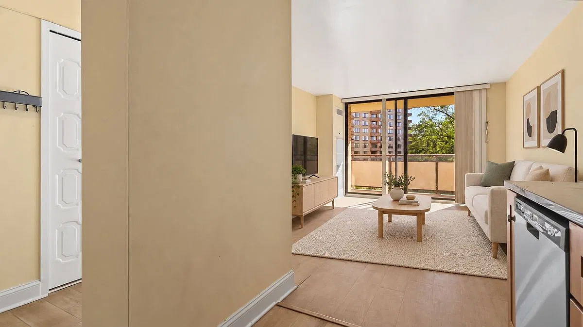 1 bed, 1.0 bath, 630 sqft, $2,100 — Photo 2