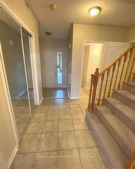 6112 Windfleet Cres — Photo 9