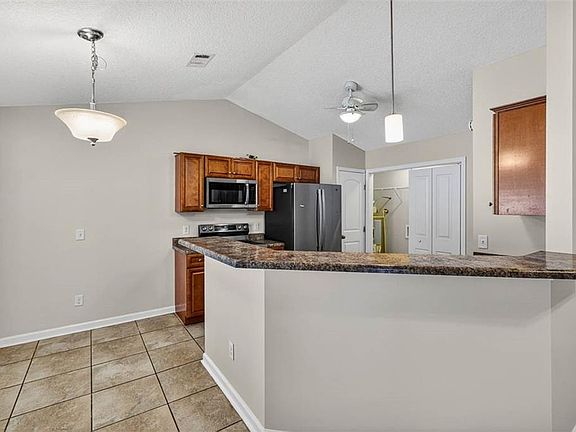 5th image of 138 Winstead Dr