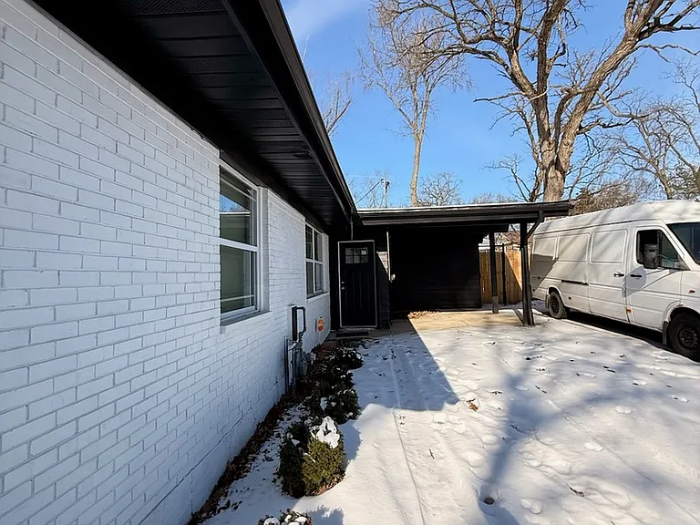 336 Oakwood St — Photo 15