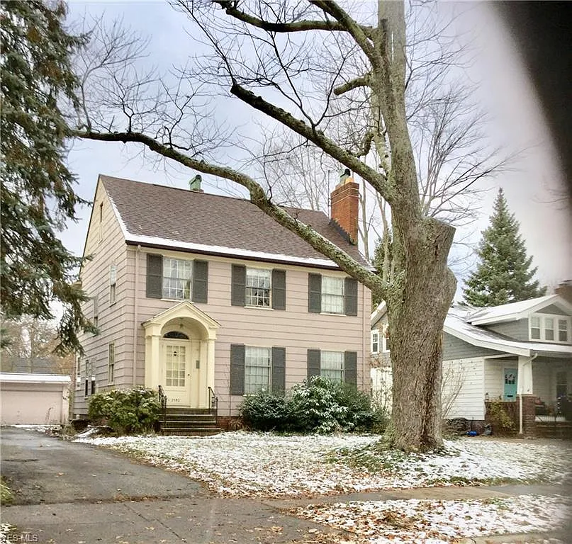 2592 Canterbury Rd photo 1