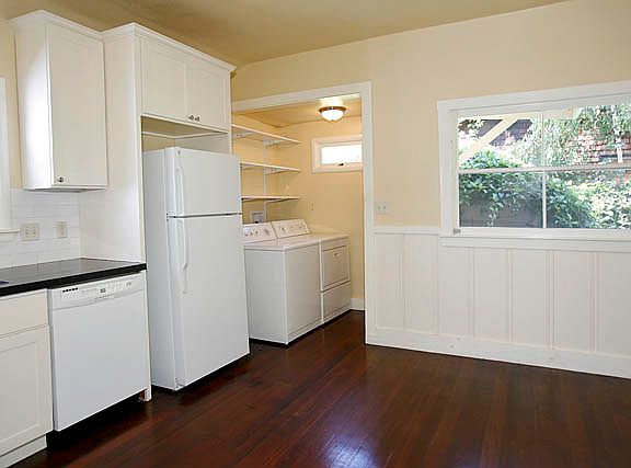 3rd image of 5950 Canning St