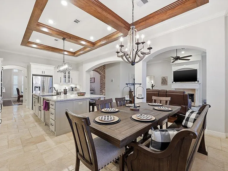 302 Spring Brook Ct — Photo 6