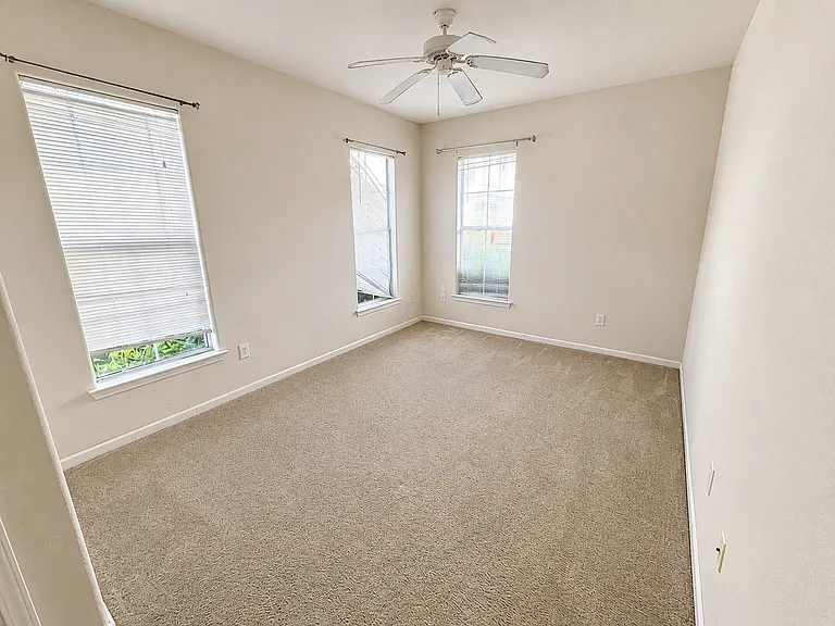 8290 Gate Pkwy W #705 — Photo 5