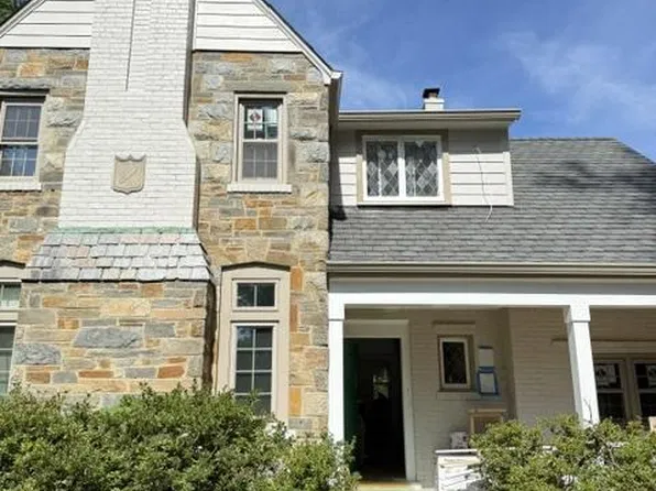3207 Pickwick Ln, Chevy Chase, MD 20815
