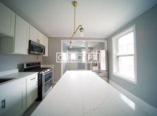 34 Kinross Rd APT 10, Brighton, MA 02135