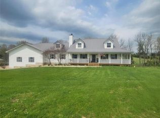 802 Hager Rd, Farmington, MO 63640