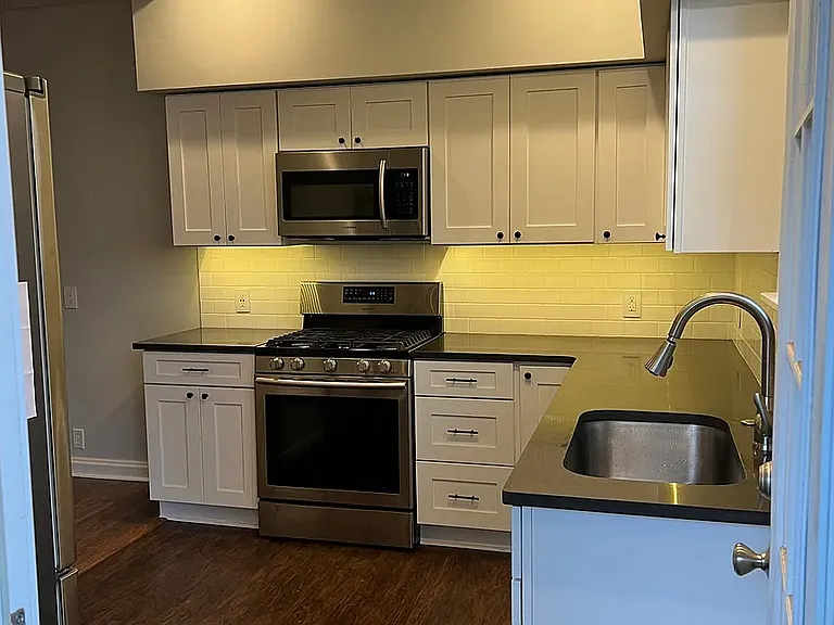 37 Haldane St #37 — Photo 9