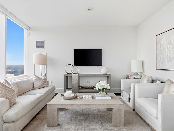 3rd image of 430 Stuart St #32A