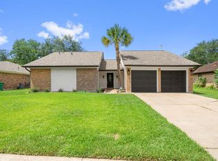 10706 Sageyork Dr, Houston, TX 77089