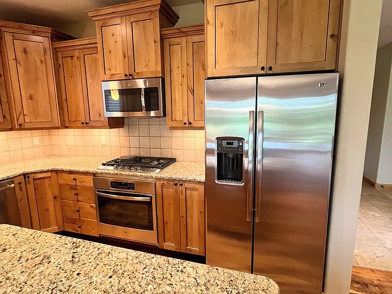 56 Beesley Ln — Photo 18