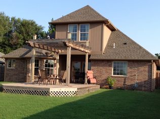 4716 Manchester Dr, Enid, OK 73703