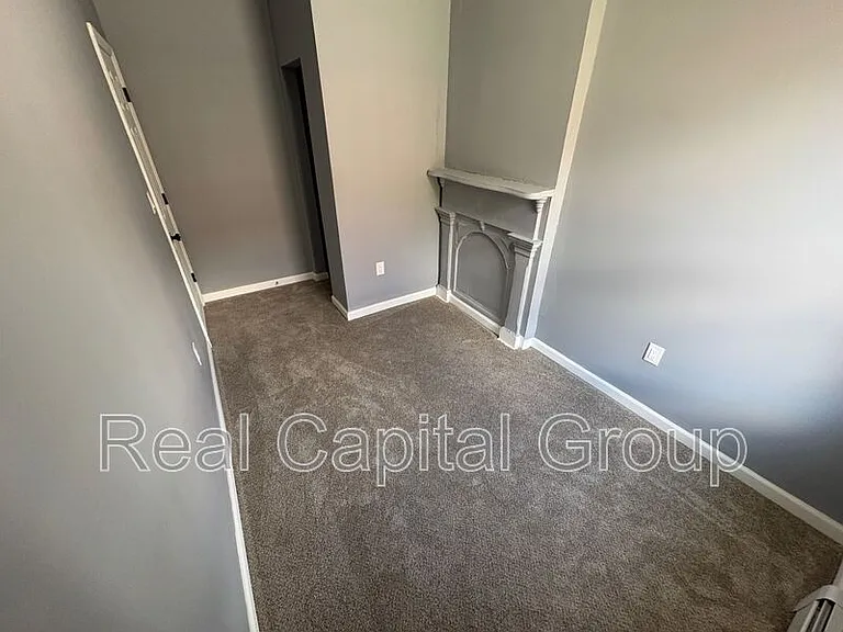 44 Alexander St #1 — Photo 9