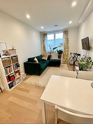 3rd image of 1263 Rogers Ave #3A