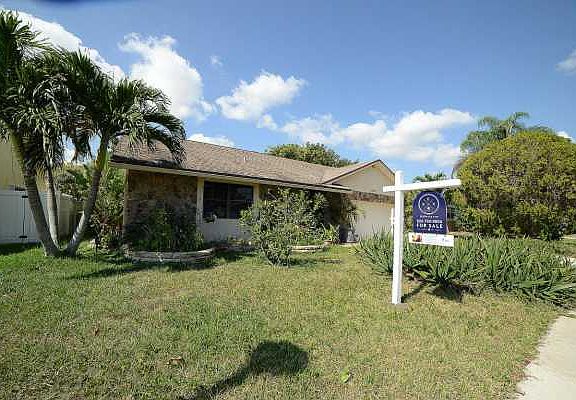 Home For Sale In Sandalfoot