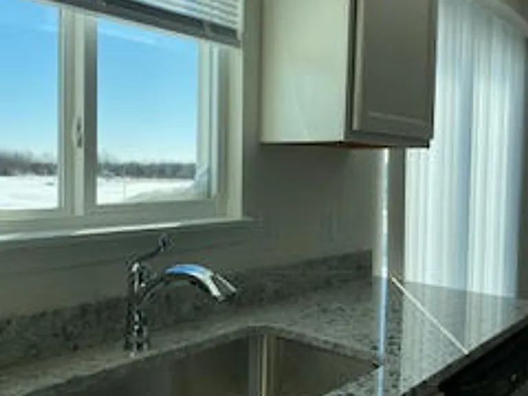 Quail Run Apartments and Townhomes — Photo 11